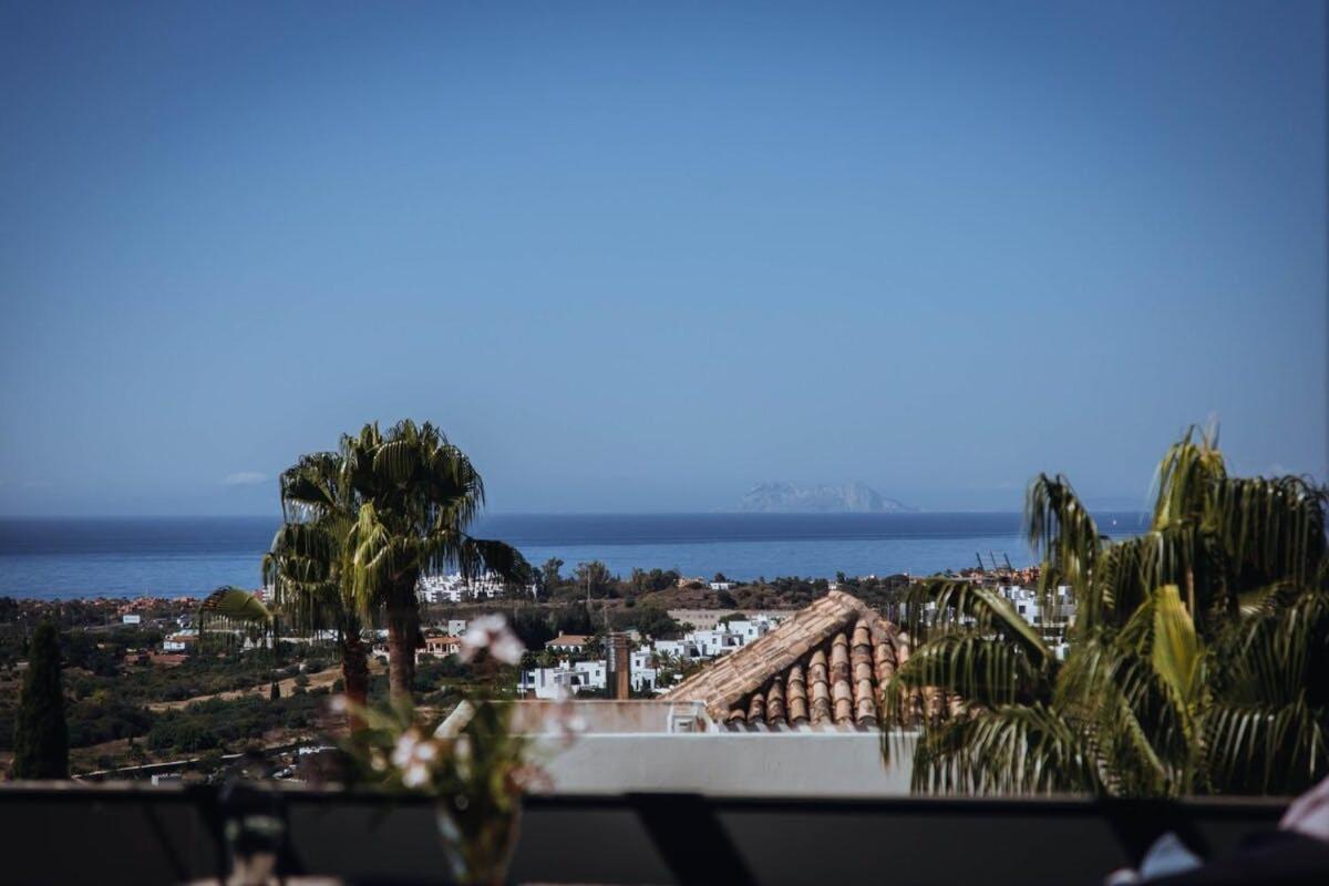 Luxury Apartment With Panoramic Views - Marbella 埃斯特波纳 外观 照片