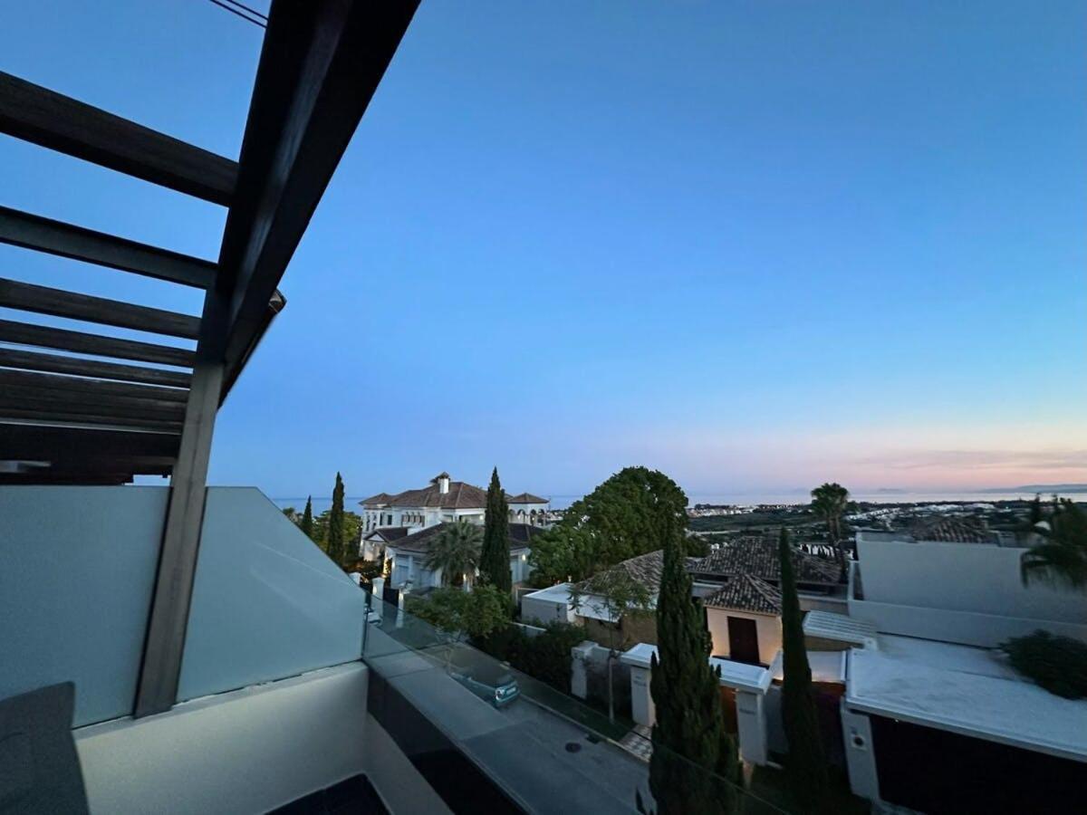 Luxury Apartment With Panoramic Views - Marbella 埃斯特波纳 外观 照片