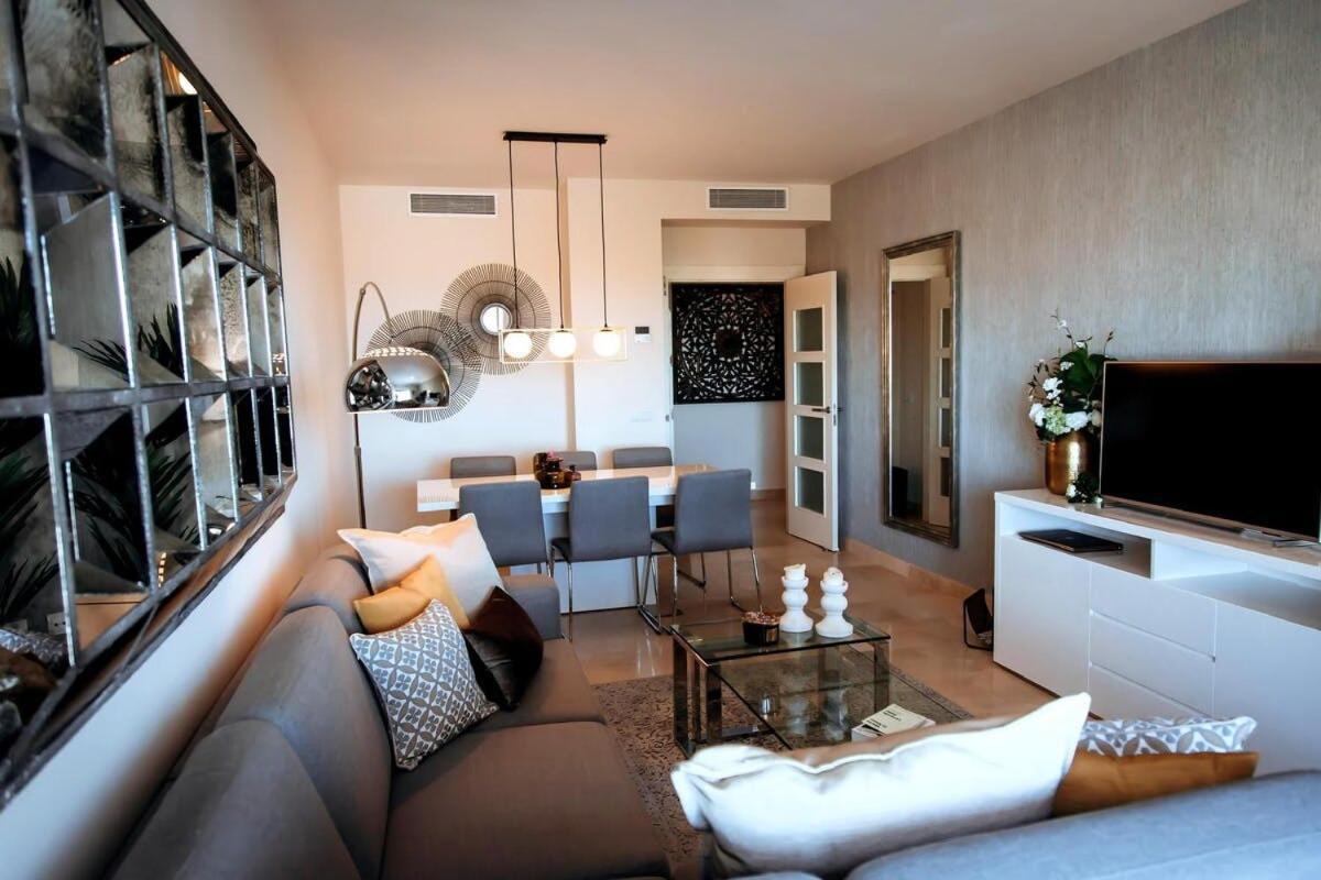 Luxury Apartment With Panoramic Views - Marbella 埃斯特波纳 外观 照片
